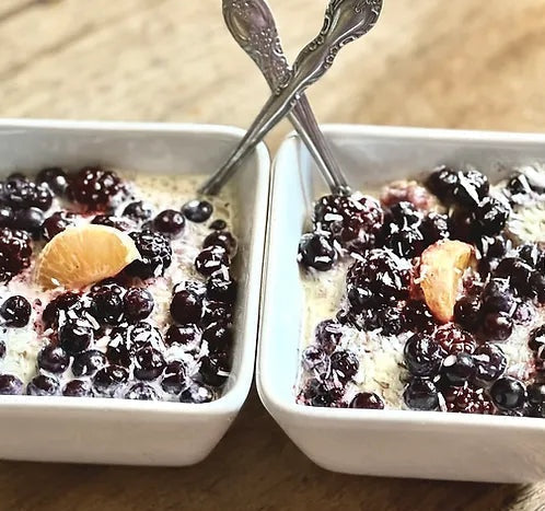 WILD BERRY GRITS WITH CITRUS HONEY SYRUP